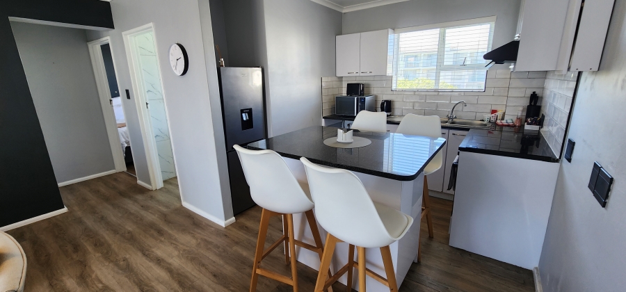 To Let 2 Bedroom Property for Rent in Big Bay Western Cape